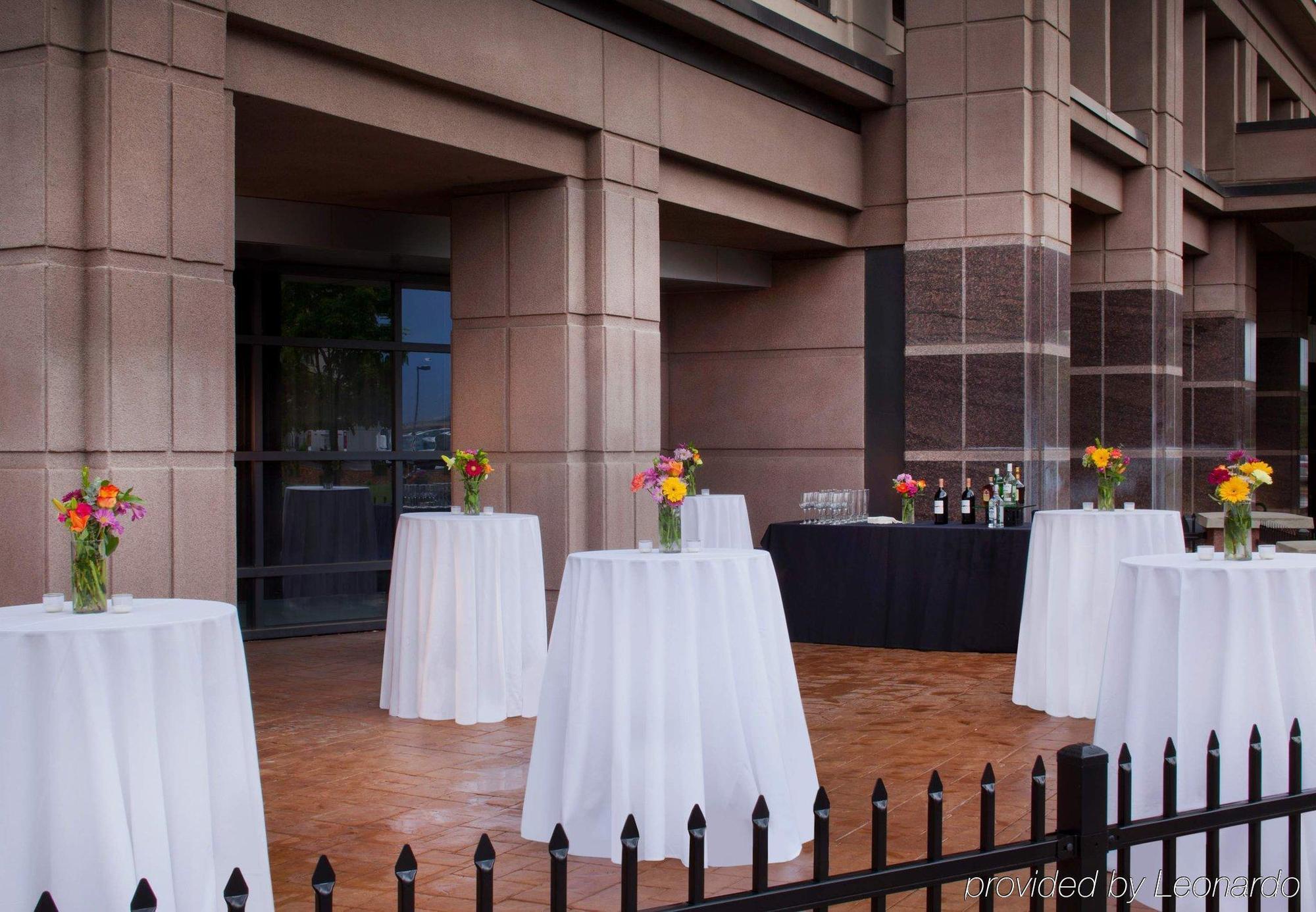 Denver Airport Marriott At Gateway Park Aurora Εξωτερικό φωτογραφία